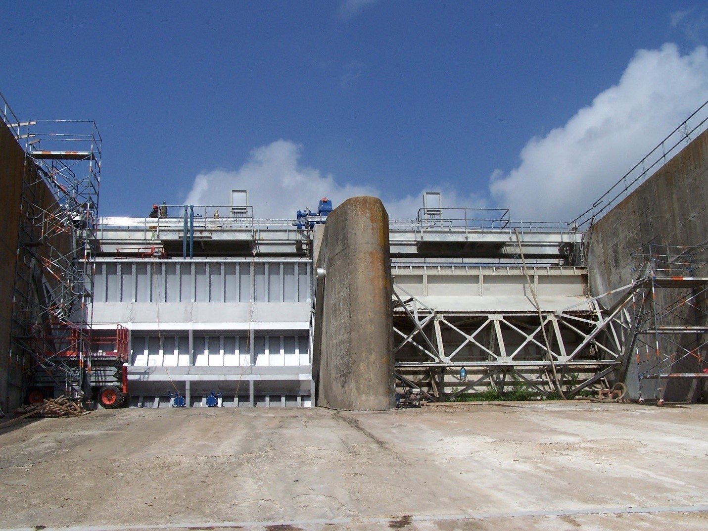 Alcoa Lake Spillway Gate Replacement